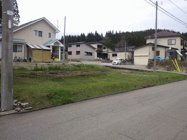 秋田県鹿角市尾去沢字軽井沢23-105の売地