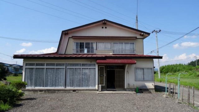 秋田県鹿角市花輪字刈又30-1の中古住宅